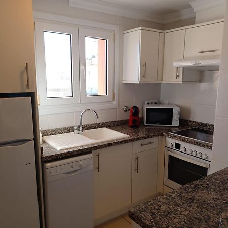 Oliva Nova Flat In Front Of Met Apartment Luaran gambar