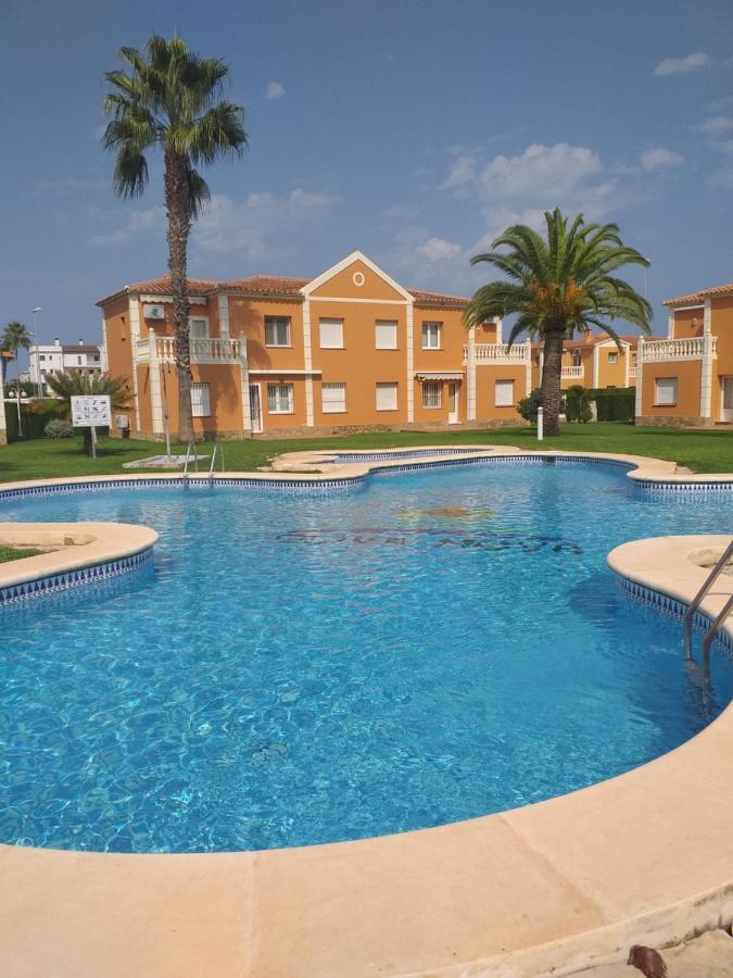 Oliva Nova Flat In Front Of Met Apartment Luaran gambar