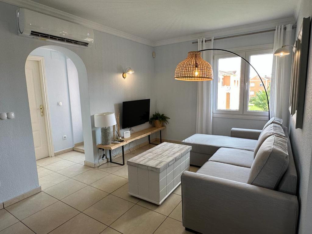 Oliva Nova Flat In Front Of Met Apartment Luaran gambar